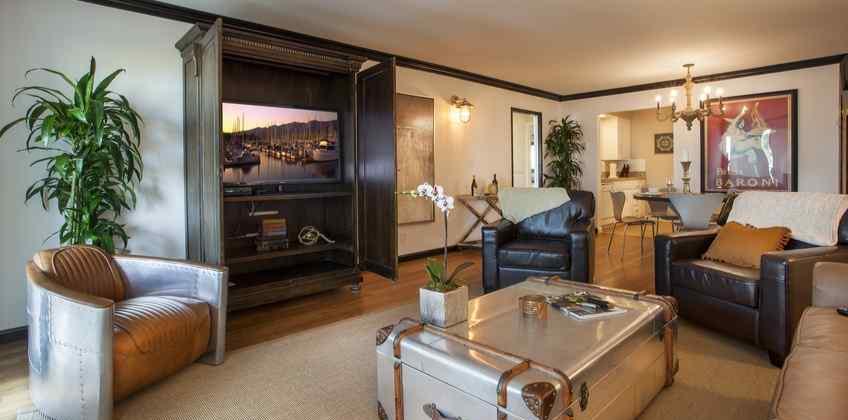 221 unit7livingroom1 1 (6) (2)