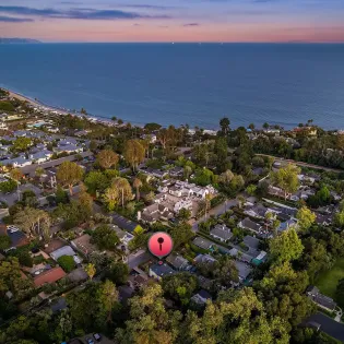 03 humphrey house casa humphrey aerial twilight