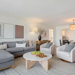 04   seacliff shoreline living room