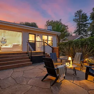 04 humphrey house casa humphrey exterior view twilight