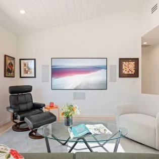 10   mesa breeze living room