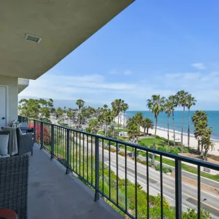 10   seacliff shoreline balcony