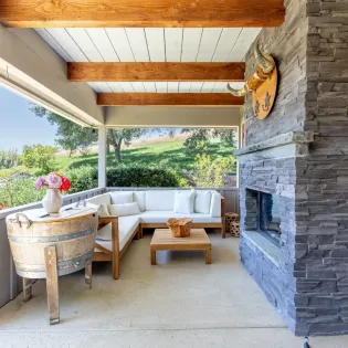 10 ballard canyon exterior