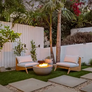 12 shoreline splendor back yard