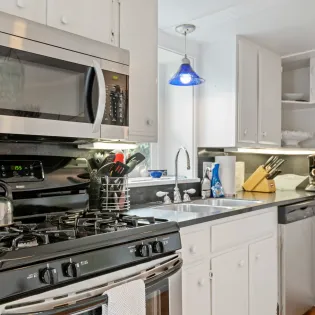 13 seashell cottage kitchen