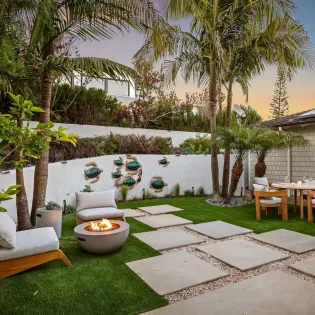 13 shoreline splendor back yard