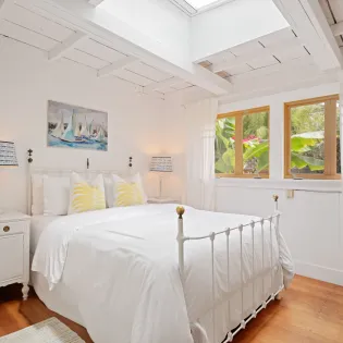 17 seashell cottage bedroom 3