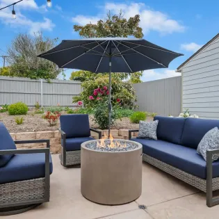 18 beach bliss back patio