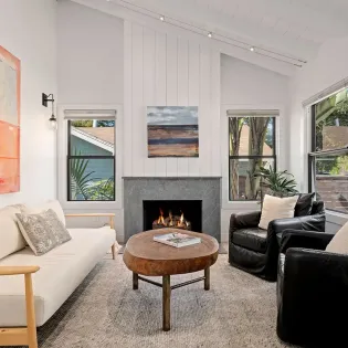 18 humphrey house fireplace