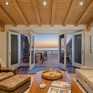 19 living room  twilight 