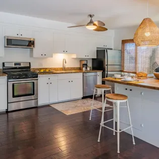 2.4 terrace garden retreat santa barbara kitchen1