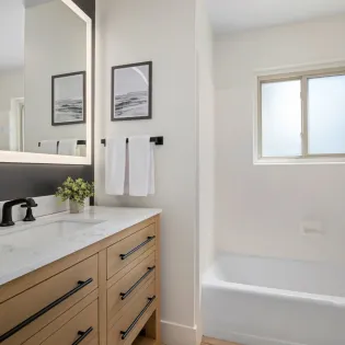 20 seacliff solmar bathroom 1