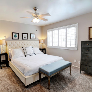221 full screen slideshow bedroom21 1