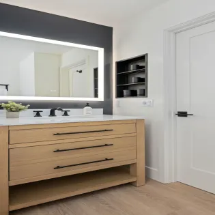24 seacliff solmar bathroom 2