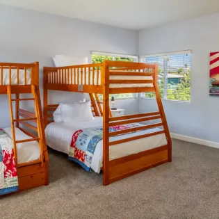 25 summer sunset bedroom 3