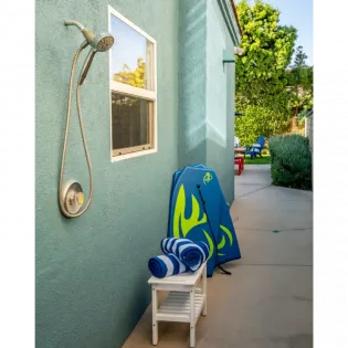 25 summer sunset outdoor shower