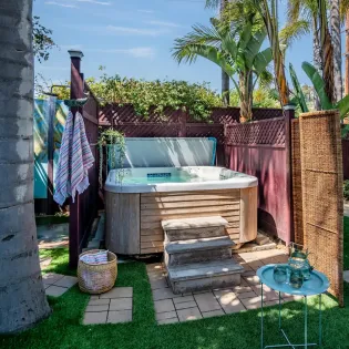 3.4 terrace garden retreat santa barbara hot tub1