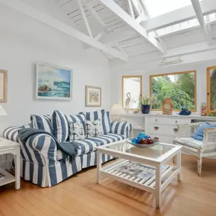 30 seaside retreat living area 1