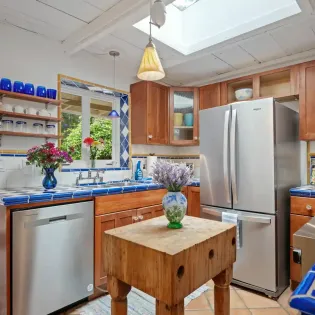 34 seaside retreat kitchen