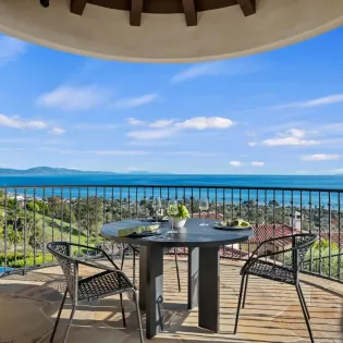 36 via pacifica kitchen balcony