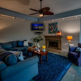 37 summer sunset living room