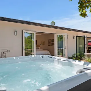 39   mesa breeze hot tub
