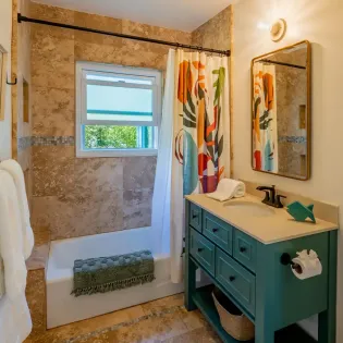 4.1 terrace garden retreat santa barbara gues bath1