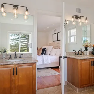 43 foothill oasis primary bathroom