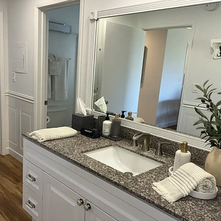 5.1 seacliff pacifica santa barbara primary suite bathroom1