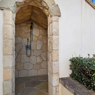 53 via pacifica outdoor shower