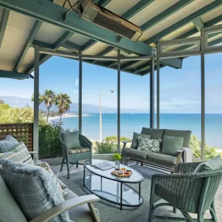 6 surfers paradise sunroom