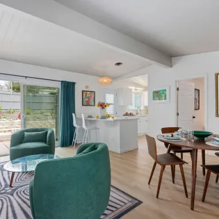 6.1 beach bliss living area