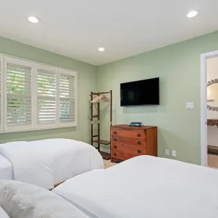 6.1 coastal drift bedroom2 2