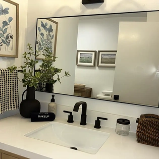 6.2 seacliff island view guest bedroom bathroom1