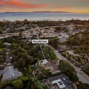 7 136 olive mill rd  aerial   twilight 