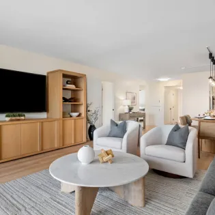 7 seacliff solmar living room