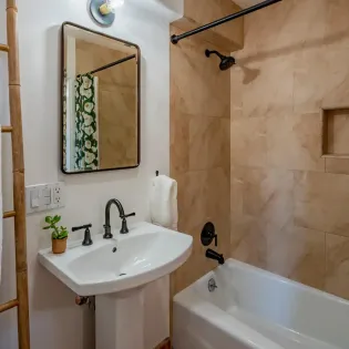 9.1 terrace garden retreat santa barbara guest bath1