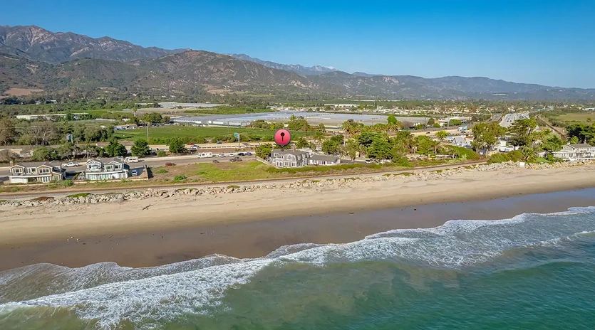 07 3749 santa claus ln  aerial
