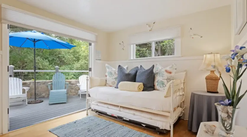 16 seashell cottage bedroom 2