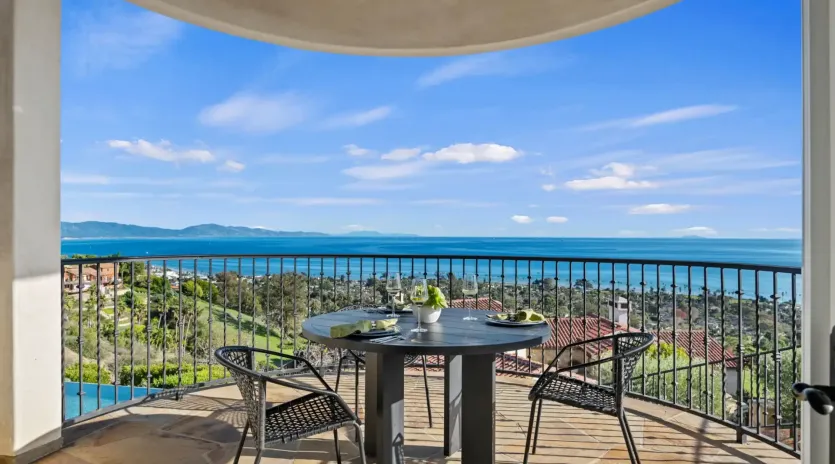 36 via pacifica kitchen balcony