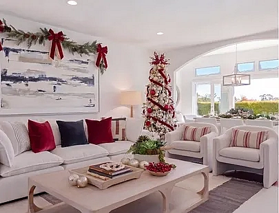 Christmas Homes